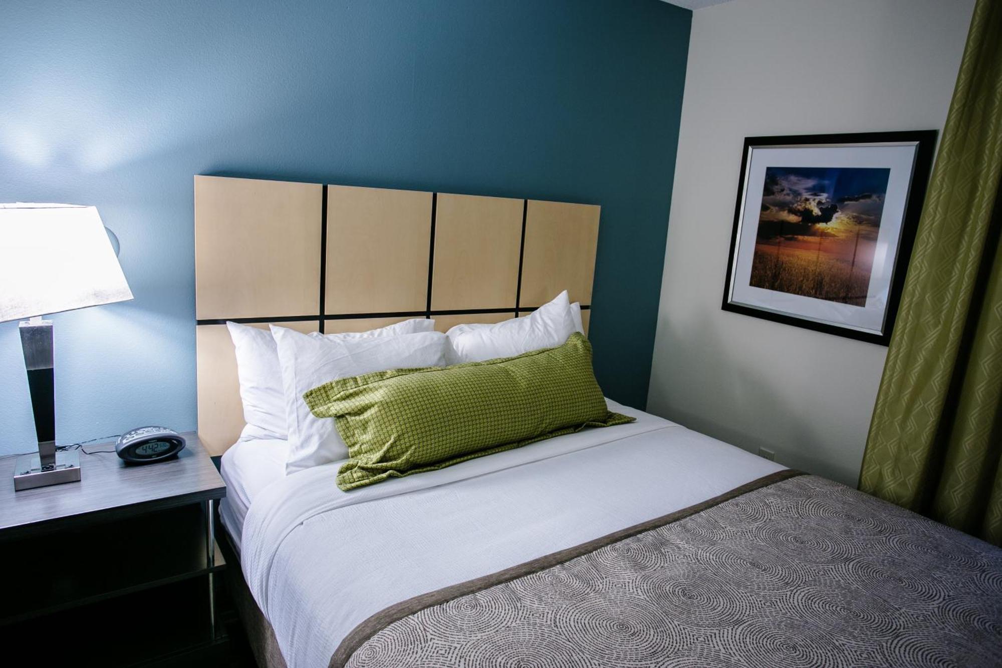 Candlewood Suites Fargo-North Dakota State University By Ihg Εξωτερικό φωτογραφία