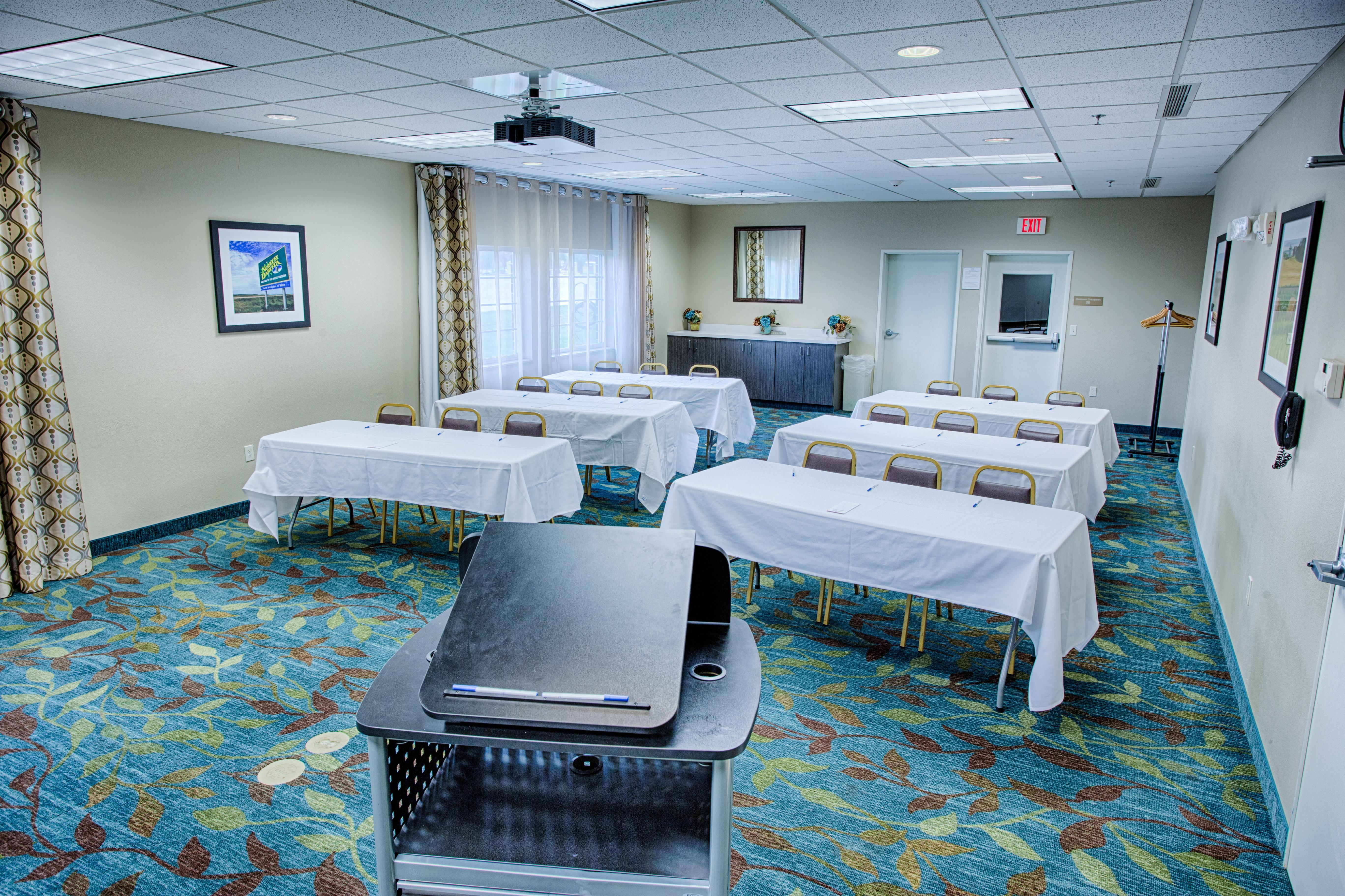 Candlewood Suites Fargo-North Dakota State University By Ihg Εξωτερικό φωτογραφία