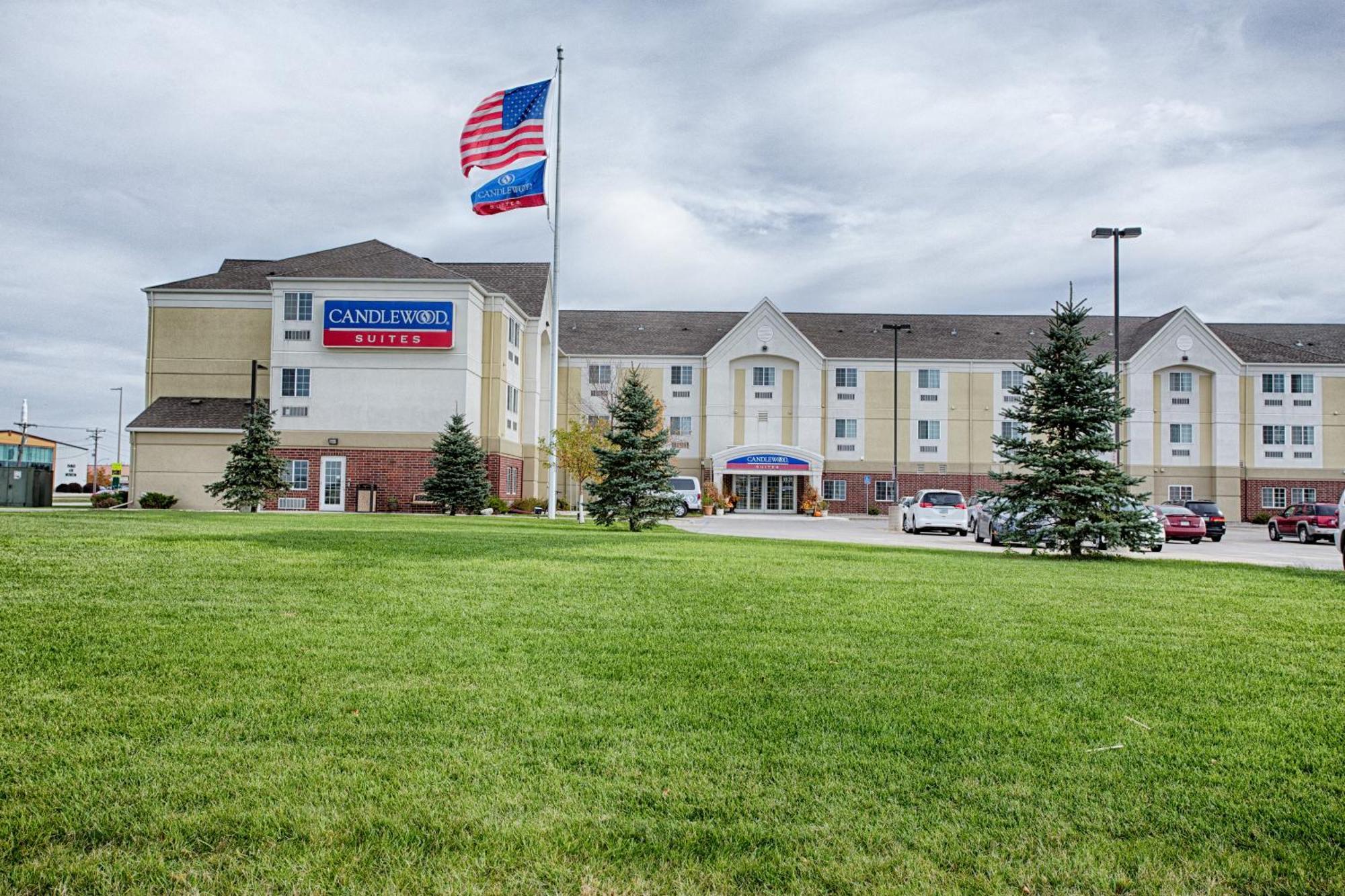 Candlewood Suites Fargo-North Dakota State University By Ihg Εξωτερικό φωτογραφία